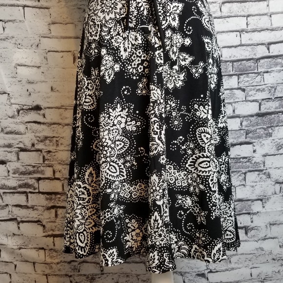 WHBM Halter Neck Dress - Picture 5 of 7